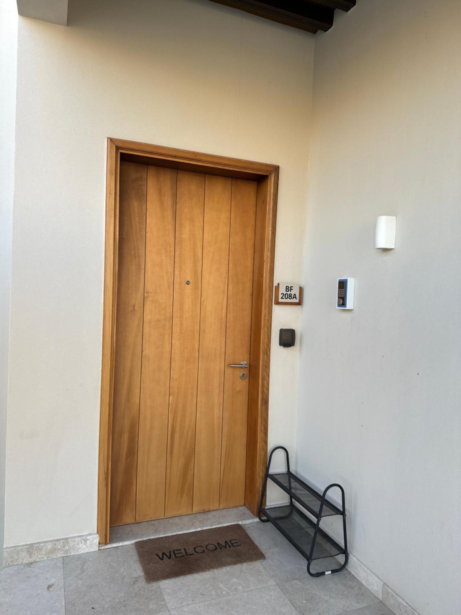 Front Villa *